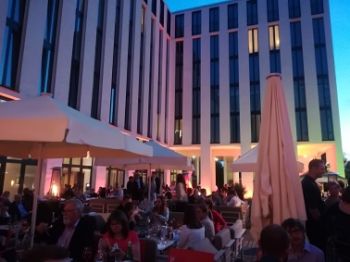 Charity Sommerfest im Leonardo Royal